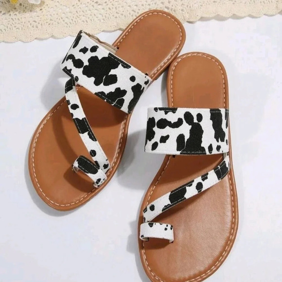 Women Cow Print Flat Slippers With Floral Pattern - Picture 4 of 8